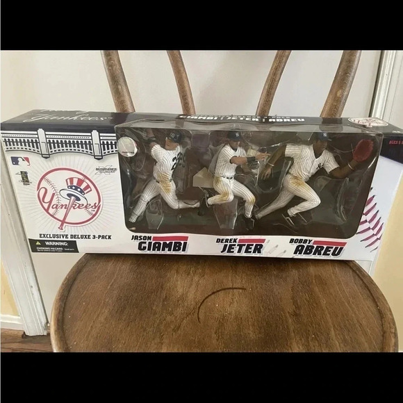 New York Yankees McFarlane Exclusive Deluxe 3-Pack: Giambi, Jeter, Abreu NEW - Picture 1 of 3